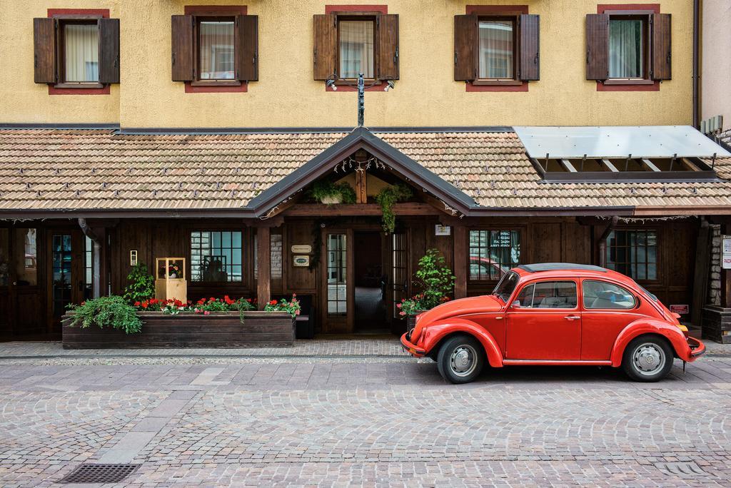 Antico Albergo Stella D'Italia Folgaria Exterior foto