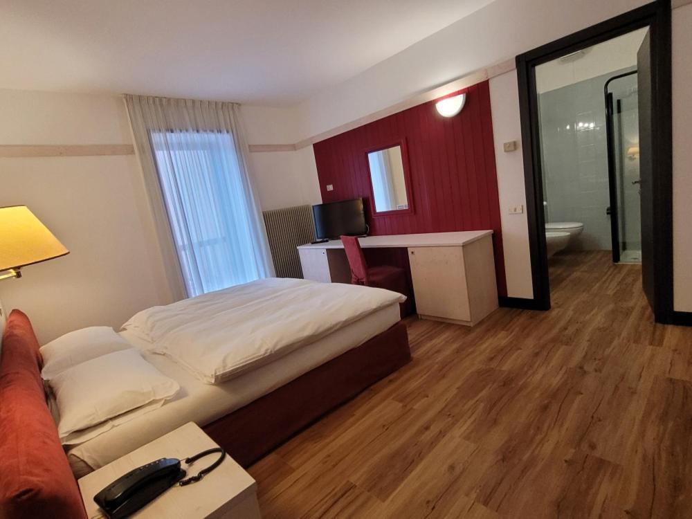 Antico Albergo Stella D'Italia Folgaria Exterior foto