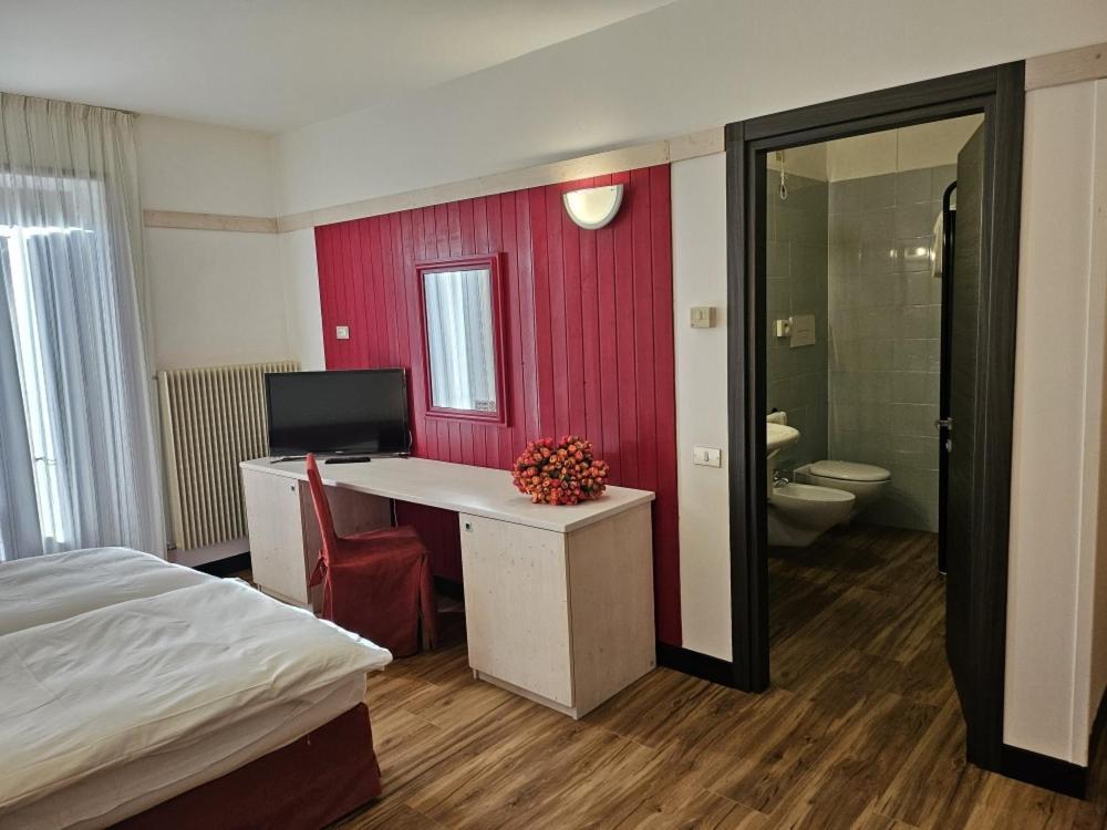 Antico Albergo Stella D'Italia Folgaria Exterior foto